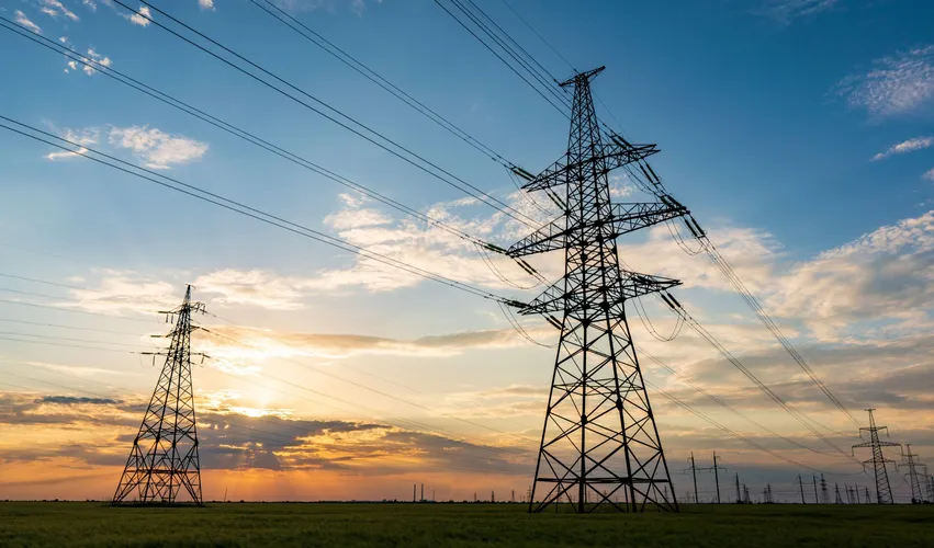 silhouette-of-high-voltage-power-lines-2064527462